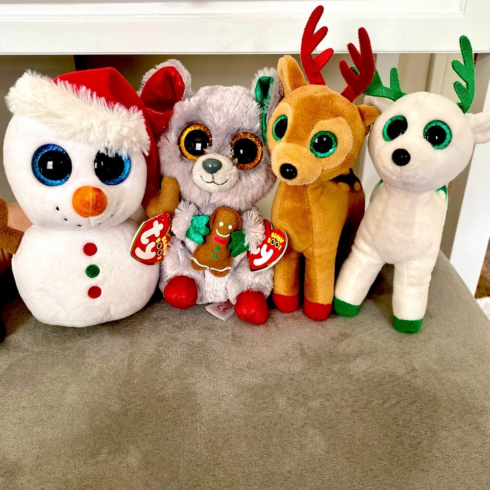 Christmas Beanie Boos